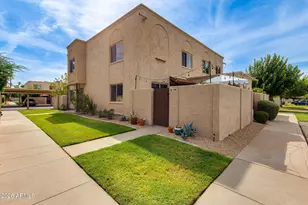 8129 E Glenrosa Ave, Scottsdale, AZ 85251 - Photo 2