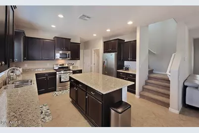 3663 E Zachary Drive, Phoenix, AZ 85050 - Photo 8