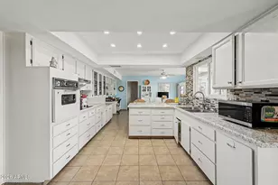 18007 N Conquistador Dr, Sun City West, AZ 85375 - Photo 4
