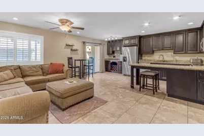 5525 E Thomas Road #D5, Phoenix, AZ 85018 - Photo 4