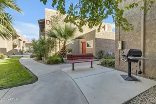 5525 E Thomas Rd, Phoenix, AZ 85018 - Photo 16