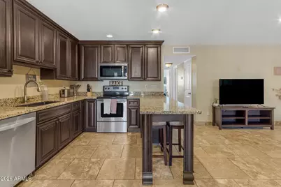 5525 E Thomas Road #D5, Phoenix, AZ 85018 - Photo 8
