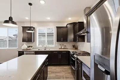 25154 N 134th Lane, Peoria, AZ 85383 - Photo 4