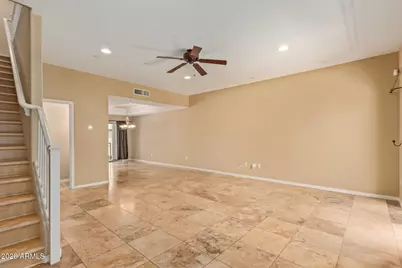 815 E Rose Lane #127, Phoenix, AZ 85014 - Photo 2