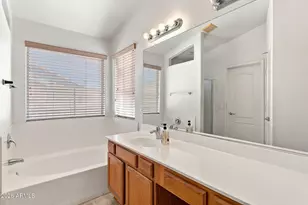 1807 S 82nd Dr, Phoenix, AZ 85043 - Photo 18