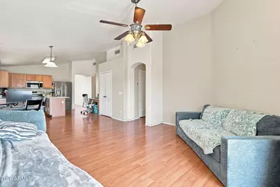 1807 S 82nd Drive, Phoenix, AZ 85043 - Photo 4