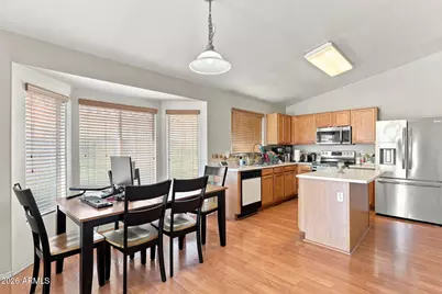 1807 S 82nd Drive, Phoenix, AZ 85043 - Photo 6