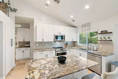 4802 E Hillery Drive, Scottsdale, AZ 85254 - Photo 6