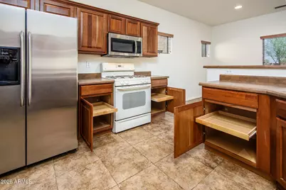 44640 W Yucca Lane, Maricopa, AZ 85138 - Photo 12