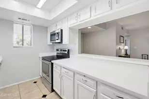 850 S River Dr, Tempe, AZ 85281 - Photo 8