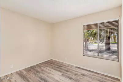 300 W El Alba Way, Chandler, AZ 85225 - Photo 12