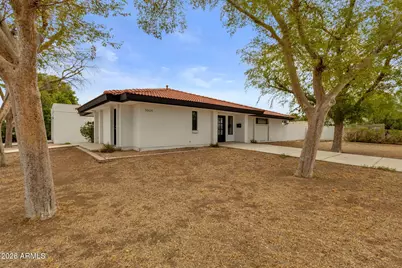 1001 N Burk Street, Gilbert, AZ 85234 - Photo 2