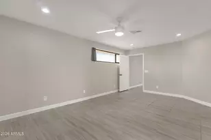 1001 N Burk St, Gilbert, AZ 85234 - Photo 20
