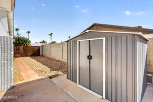 247 E Chilton Dr, Tempe, AZ 85283 - Photo 50