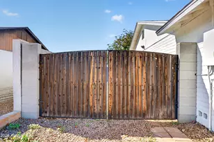 247 E Chilton Dr, Tempe, AZ 85283 - Photo 16