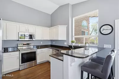 26249 N 43rd Place, Phoenix, AZ 85050 - Photo 6