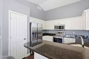 26249 N 43rd Pl, Phoenix, AZ 85050 - Photo 8