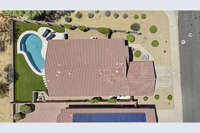 26249 N 43rd Place, Phoenix, AZ 85050 - Photo 2