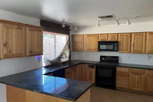718 W Straford Dr, Chandler, AZ 85225 - Photo 2