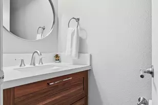 8550 E Indian School Rd, Scottsdale, AZ 85251 - Photo 8