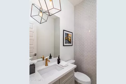10 W Frier Drive, Phoenix, AZ 85021 - Photo 32