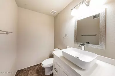 525 E Taro Lane, Phoenix, AZ 85024 - Photo 18