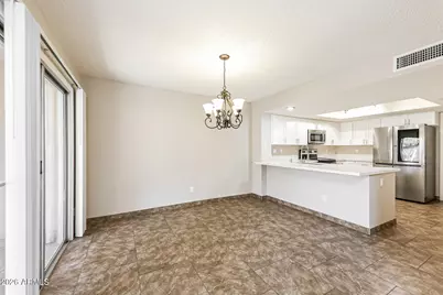 525 E Taro Lane, Phoenix, AZ 85024 - Photo 6
