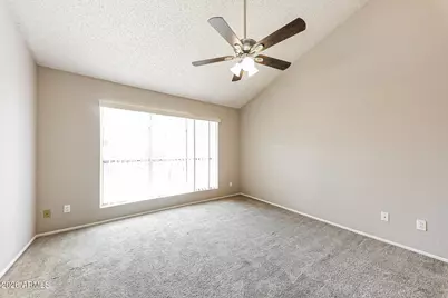 525 E Taro Lane, Phoenix, AZ 85024 - Photo 10