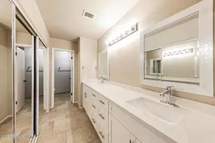 525 E Taro Ln, Phoenix, AZ 85024 - Photo 12