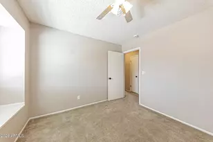 525 E Taro Ln, Phoenix, AZ 85024 - Photo 14