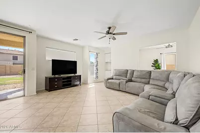13845 W Ventura Street, Surprise, AZ 85379 - Photo 4
