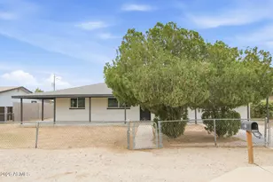 310 4th Ave W, Buckeye, AZ 85326 - Photo 2