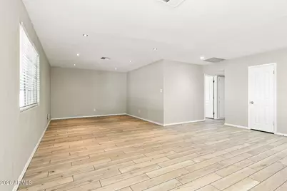 6302 W Orange Drive, Glendale, AZ 85301 - Photo 2