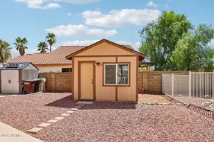 6932 W Charter Oak Rd, Peoria, AZ 85381 - Photo 40