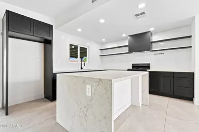 1637 N Sunset Drive, Tempe, AZ 85288 - Photo 10