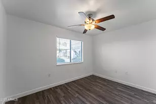 3065 N 67th Ave, Phoenix, AZ 85033 - Photo 10