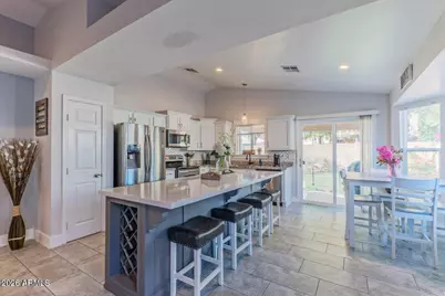 23658 N 36th Drive, Glendale, AZ 85310 - Photo 6