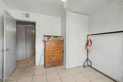 6020 N 31st Drive, Phoenix, AZ 85017 - Photo 14