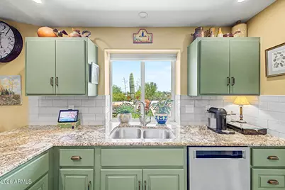 820 Sierra Vista Drive, Wickenburg, AZ 85390 - Photo 16