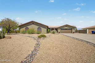 820 Sierra Vista Dr, Wickenburg, AZ 85390 - Photo 18