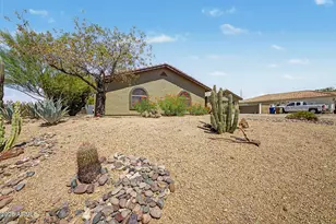 820 Sierra Vista Dr, Wickenburg, AZ 85390 - Photo 22