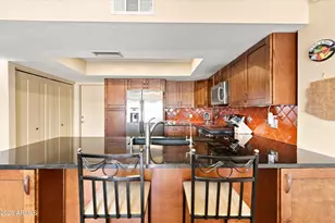 5210 E Saguaro Cir, Phoenix, AZ 85044 - Photo 14