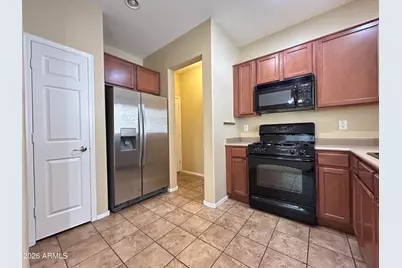 10295 W Via Del Sol -- #389, Peoria, AZ 85383 - Photo 8
