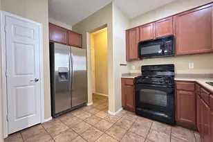 10295 W Via Del Sol, Peoria, AZ 85383 - Photo 8
