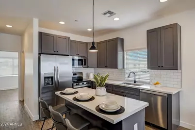 3645 E Earll Drive #7, Phoenix, AZ 85018 - Photo 6