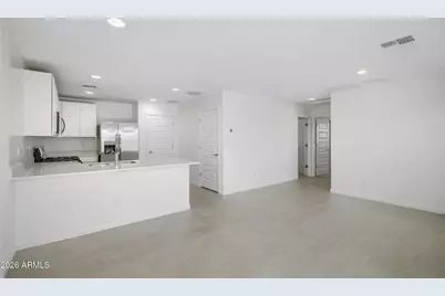 25013 N 174th Lane, Surprise, AZ 85387 - Photo 6