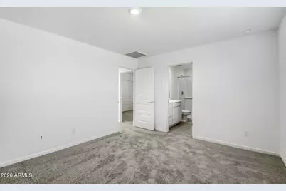 25013 N 174th Lane, Surprise, AZ 85387 - Photo 10