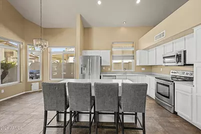 13842 W Windsor Avenue, Goodyear, AZ 85395 - Photo 16