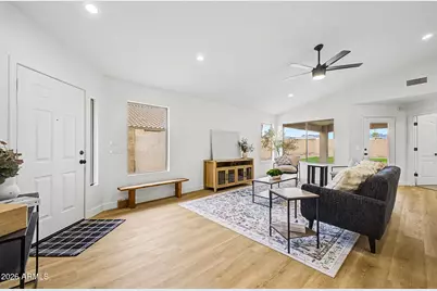 615 S 111th Place, Mesa, AZ 85208 - Photo 6