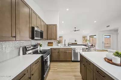 615 S 111th Place, Mesa, AZ 85208 - Photo 12